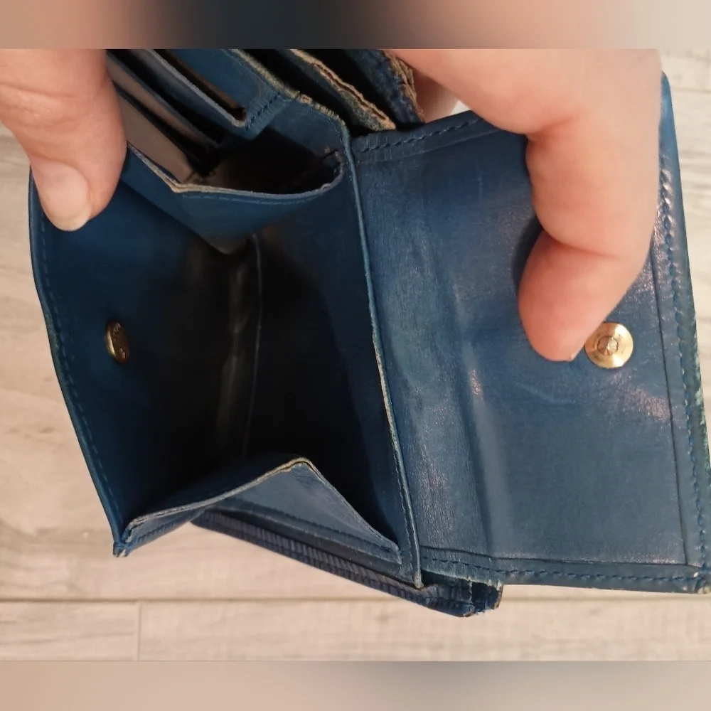 Authentic Louis Vuitton Epi Portefeuille Marco Wallet Purse Blue